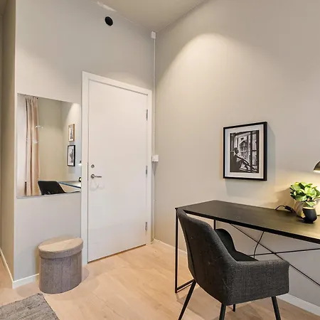 5br Right Behind Unesco Bryggen And Floien *