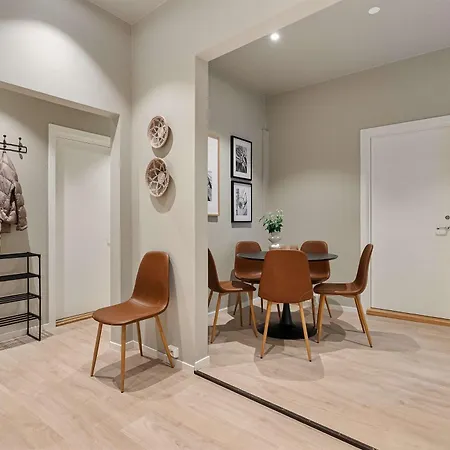 5br Right Behind Unesco Bryggen And Floien Apartman